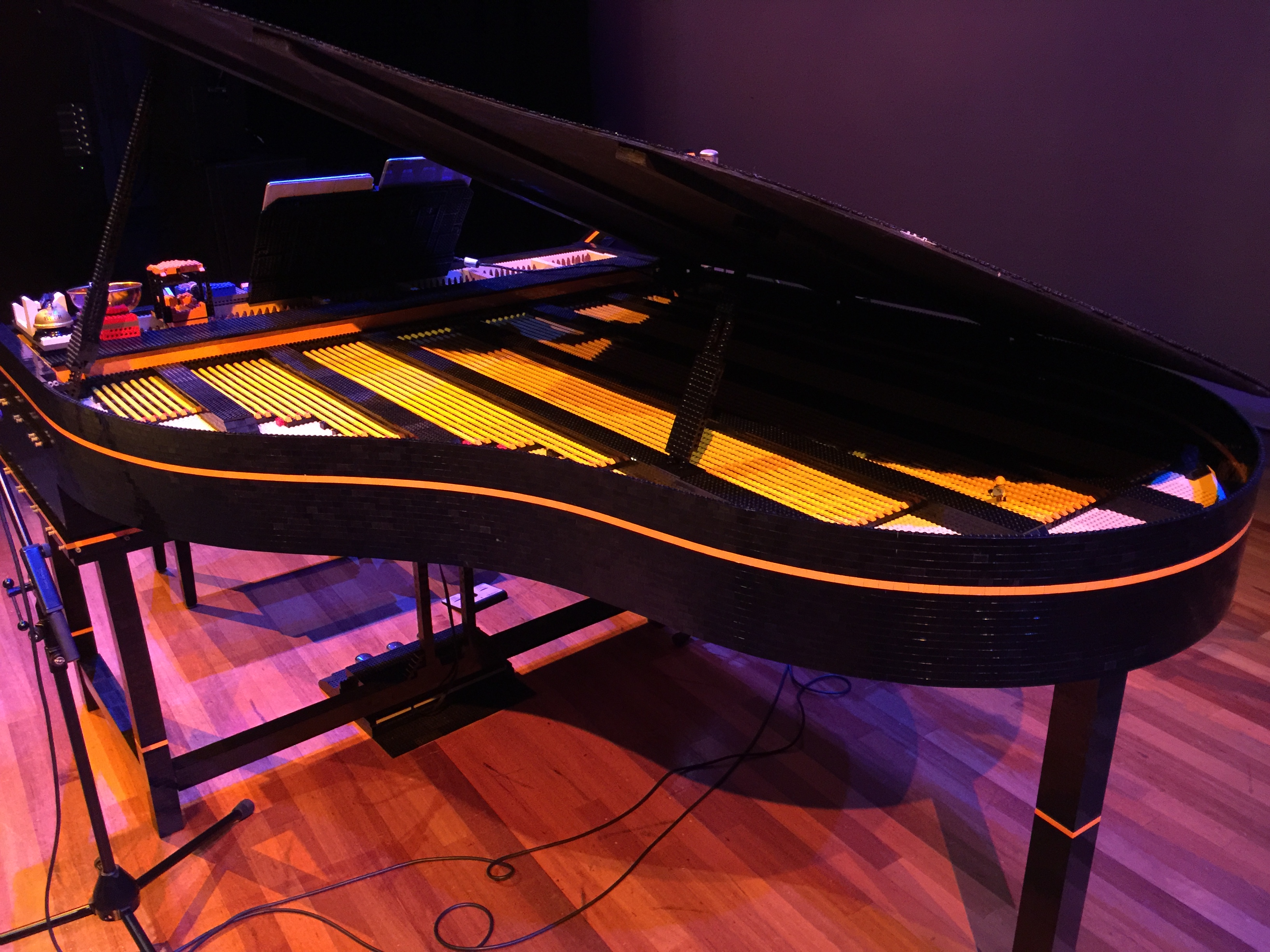Legopiano <br>a unique piano